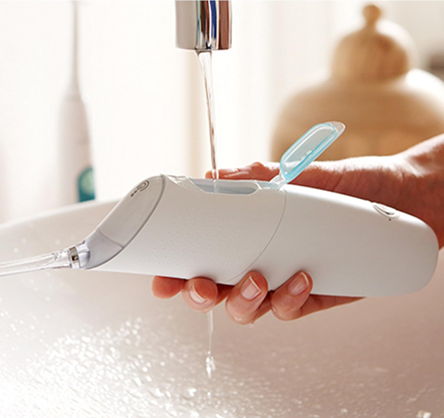 Tăm nước Philips HX843103