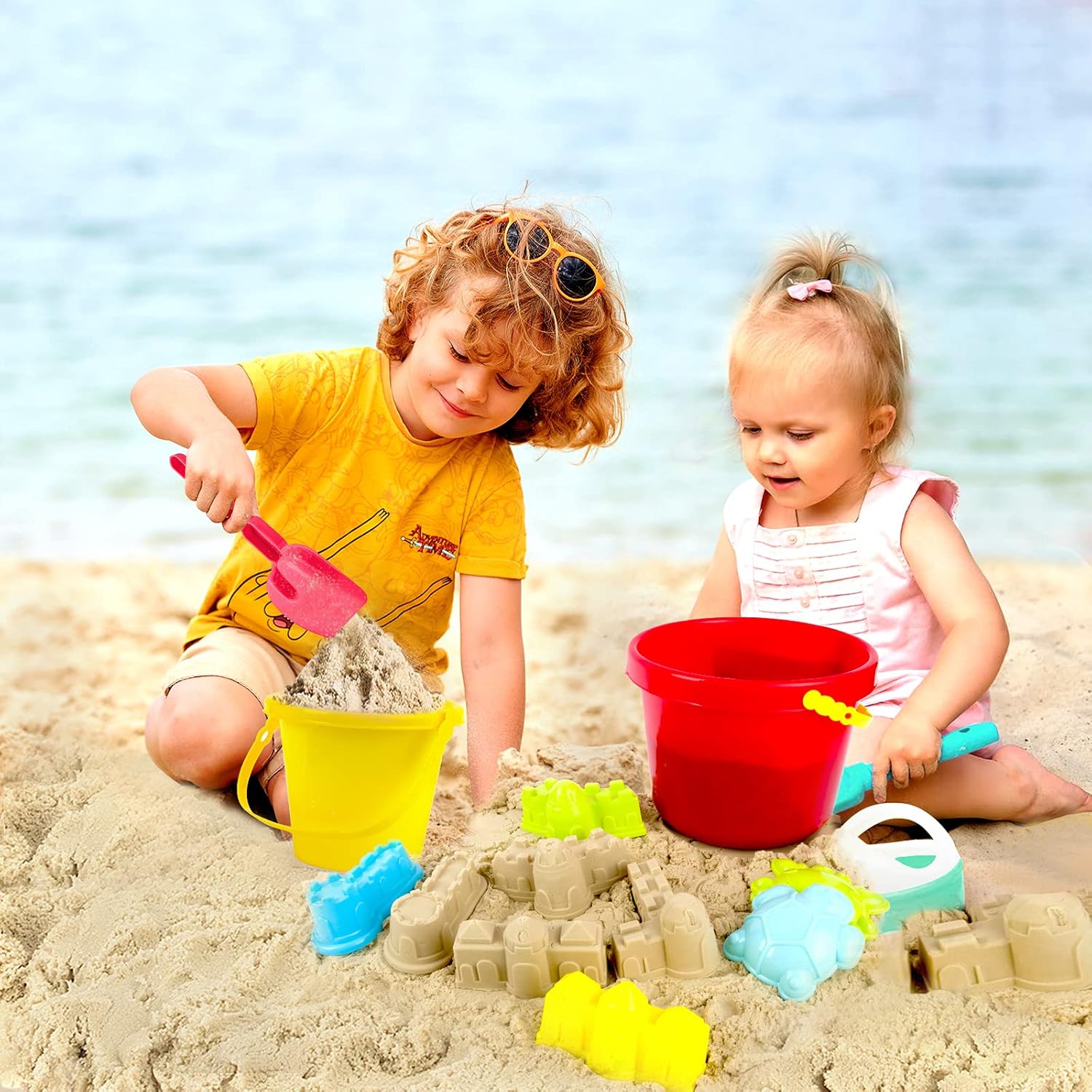 Beach Toys for Kids, Sand Toys Set Includes 8 Inch Bucket, 6 Inch Bucket, Watering Can, Shovel, Rake, Animal and Castle Sand Molds, Sand Box Toys Gift for Toddlers Boys & Girls (12 Pieces): Toys & Games