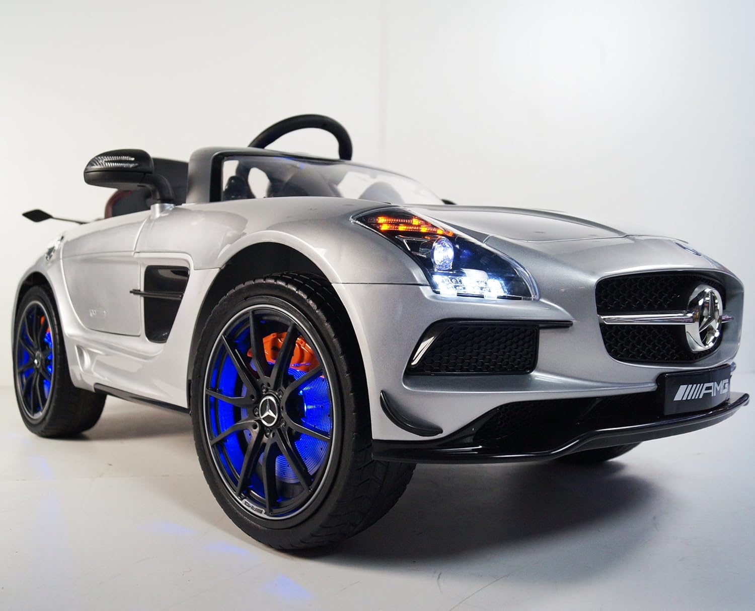 Amazon Com Official Mercedes Benz Amazing Led Version 12v Amg