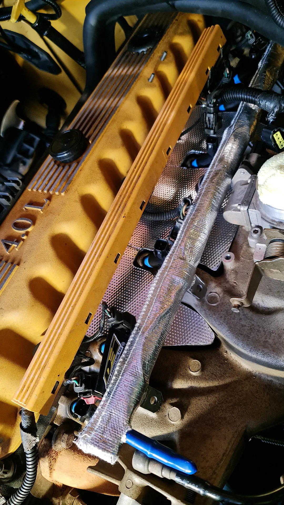 DEI JEEP FUEL RAIL & INJECTOR COVER KIT 19972004 JEEP 4.0L HEAT SHIELD 010378 Parts