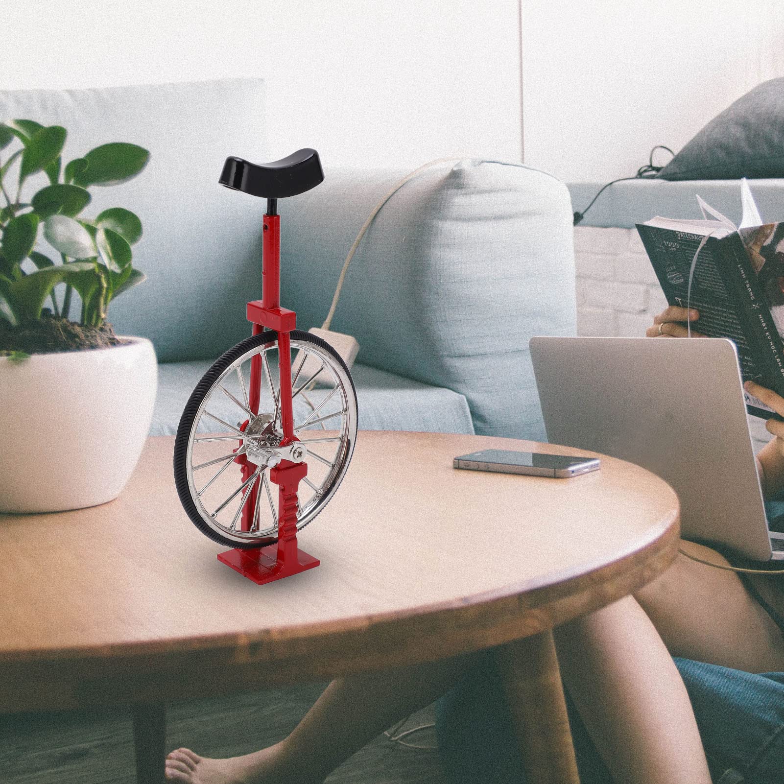 Mini Finger Bike Model, Exquisite Simulated Unicycle Ornament, AlloyTextured Single Wheel Unicycle Ornament Toy