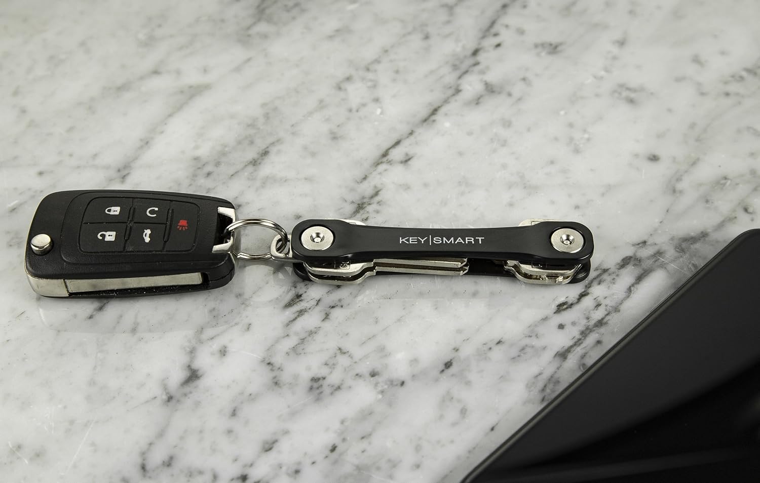 KeySmart Flex - Compact Key Holder and Keychain Organizer (up to 8 Keys, Black): Office Products
