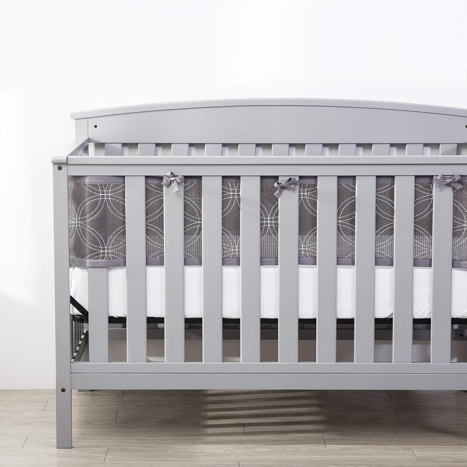 BreathableBaby Deluxe Breathable Mesh Crib Liner, Embroidered Collection Links - Gray : Baby