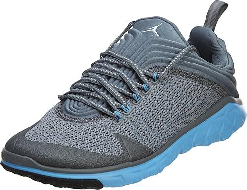 nike training flex trainers in grey