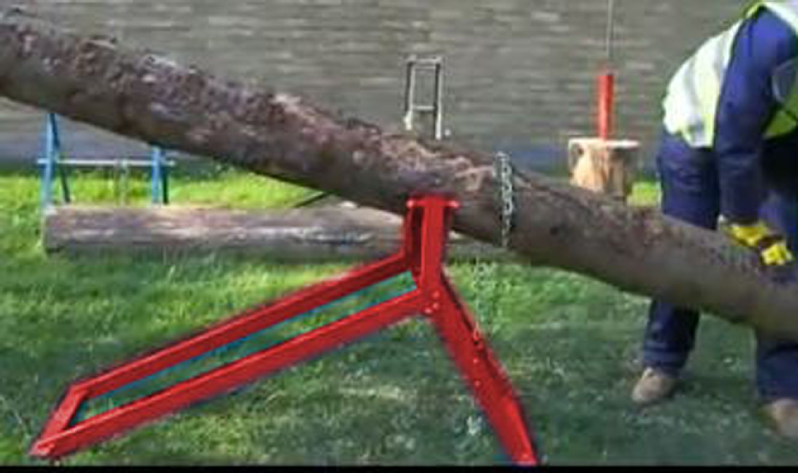 Forest Master Ultimate Sägebock USH – Stabile Halterung Für Schwere Baumstämme Bis 300 Kg & 6 M Länge