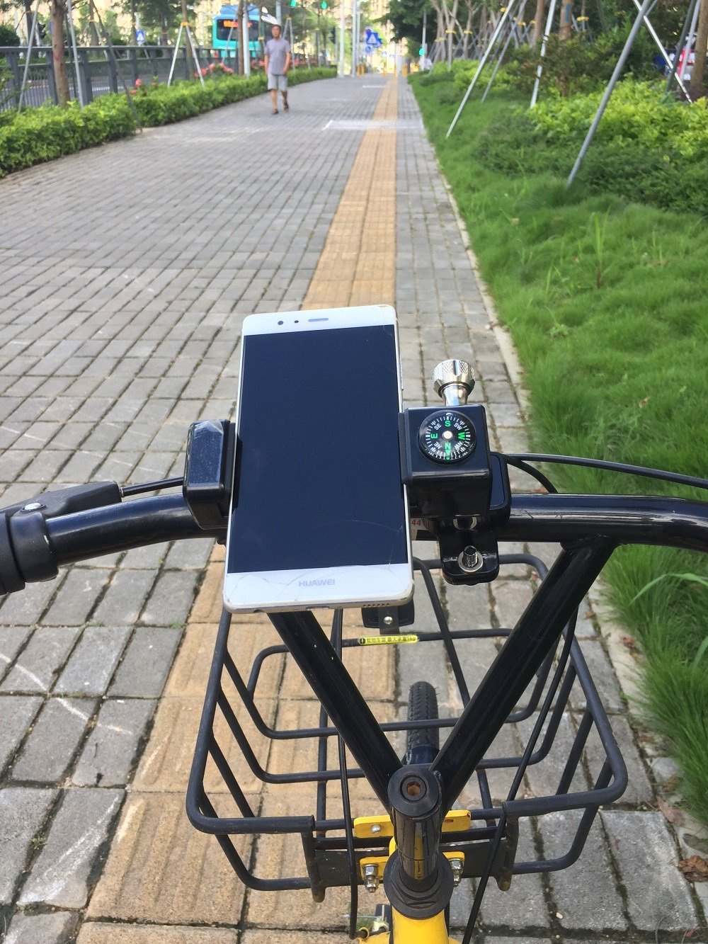 Bike Phone Holder, GPS holder for bike, 3 in 1 function: bike phone bracket, bike Light & bike compass, fit for 3.7\