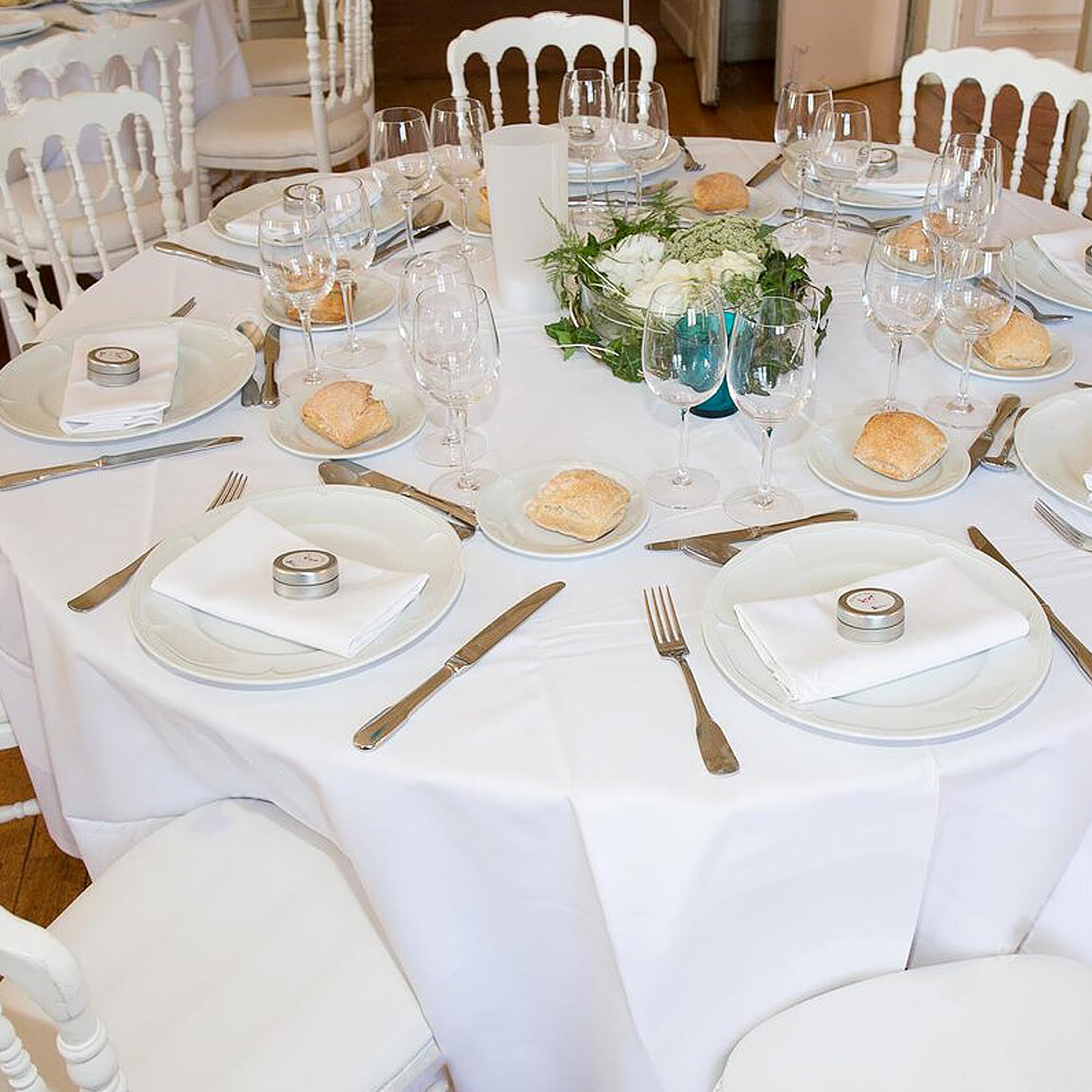 sancua 6 Pack Round Tablecloth 90 Inch White, Stain and Wrinkle Resistant Table Cloth - Washable Polyester Table Cover for Dining Tables, Buffet Parties and Camping