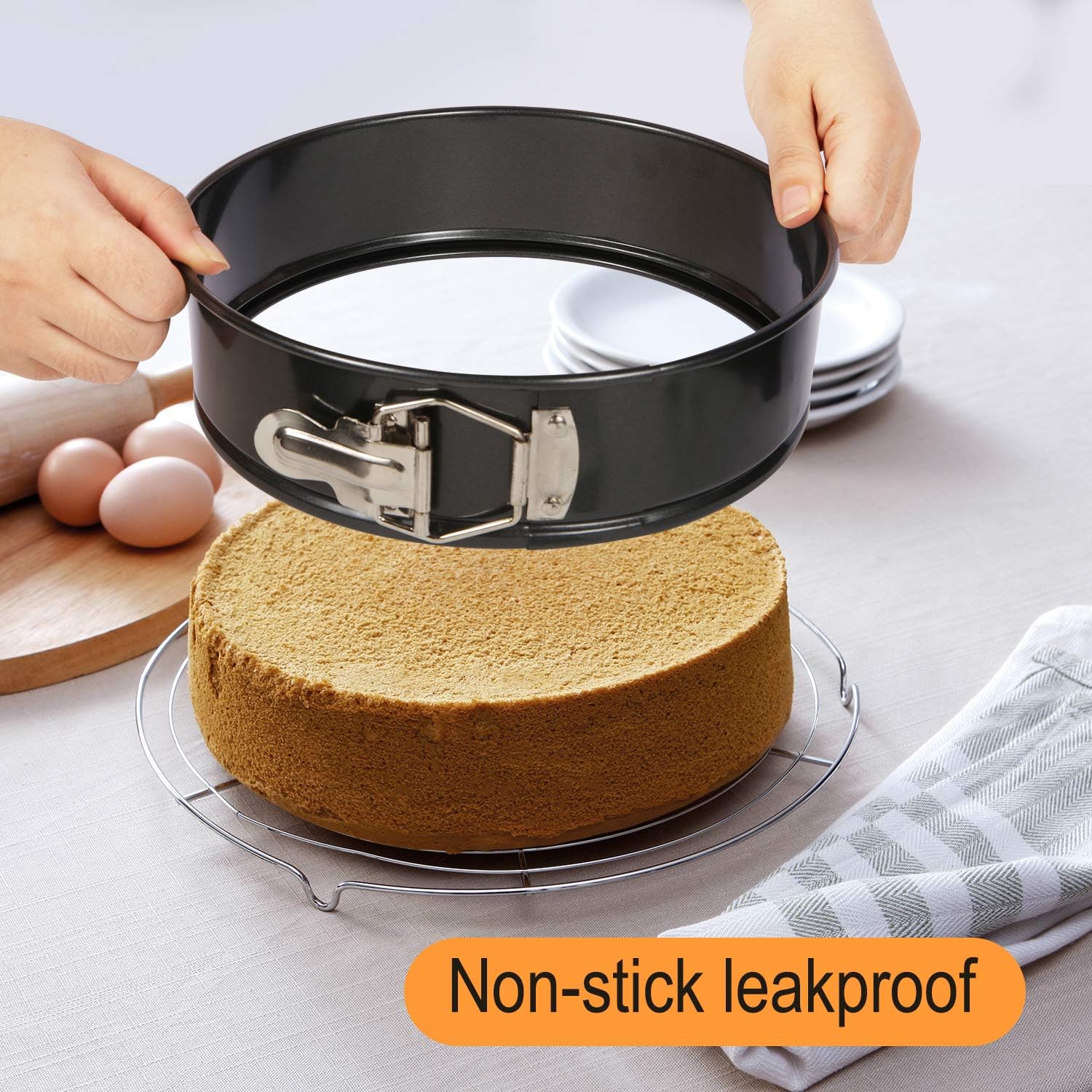 SHECIPIN Springform Pan set, Nonstick Leakproof 3pcs(4"/7"/9") Cake Pan Bakeware Cheese cake Pan with 50 Pcs Parchment Paper Liners: Kitchen & Dining