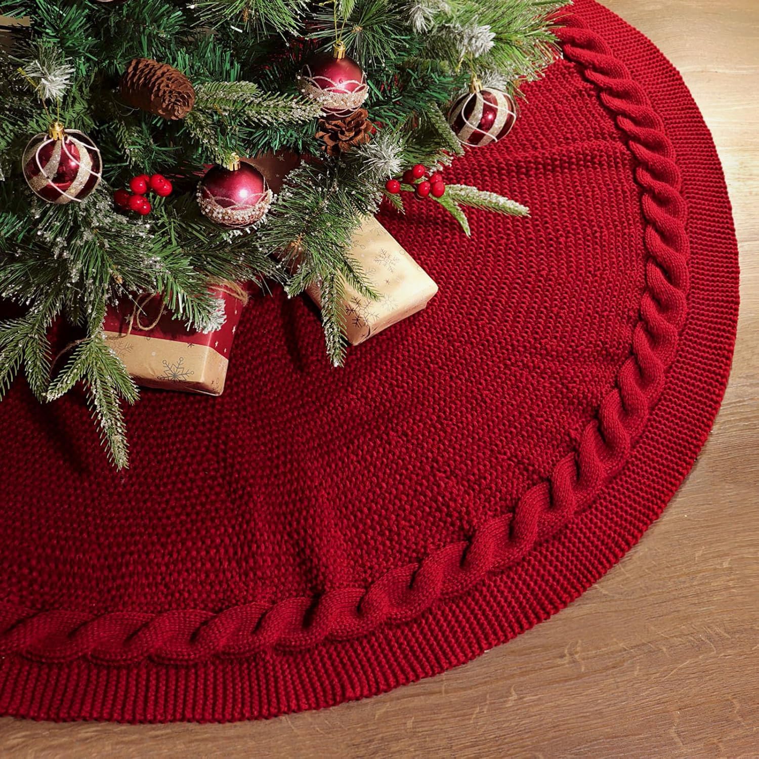 Photo 1 of 36 Inch Christmas Tree Skirt, Chunky Rustic Twisted Woven Round Tree Skirt with Tie Closure for Family Gatherings, Holiday Parties, Christmas Decorations (Red)