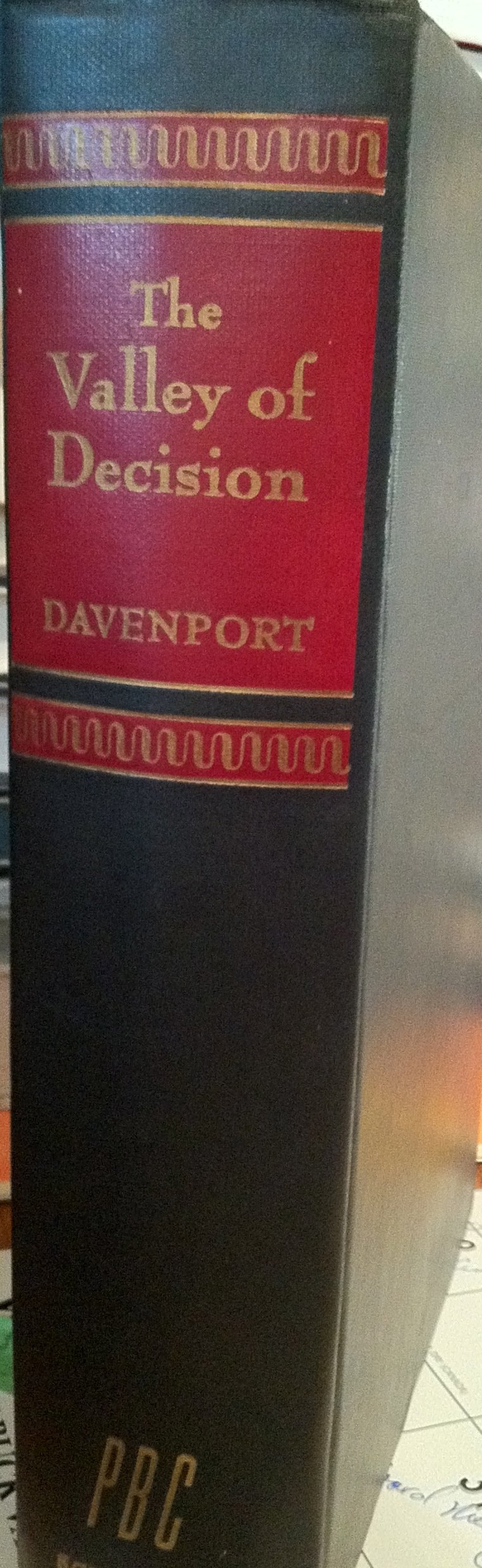 The Valley Of Decision By Marcia Davenport Harcover 1943 Amazon Com Books