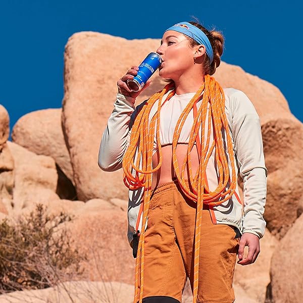 RED BULL THE SEA BLUE EDITION JUNEBERRY (8.4OZ)