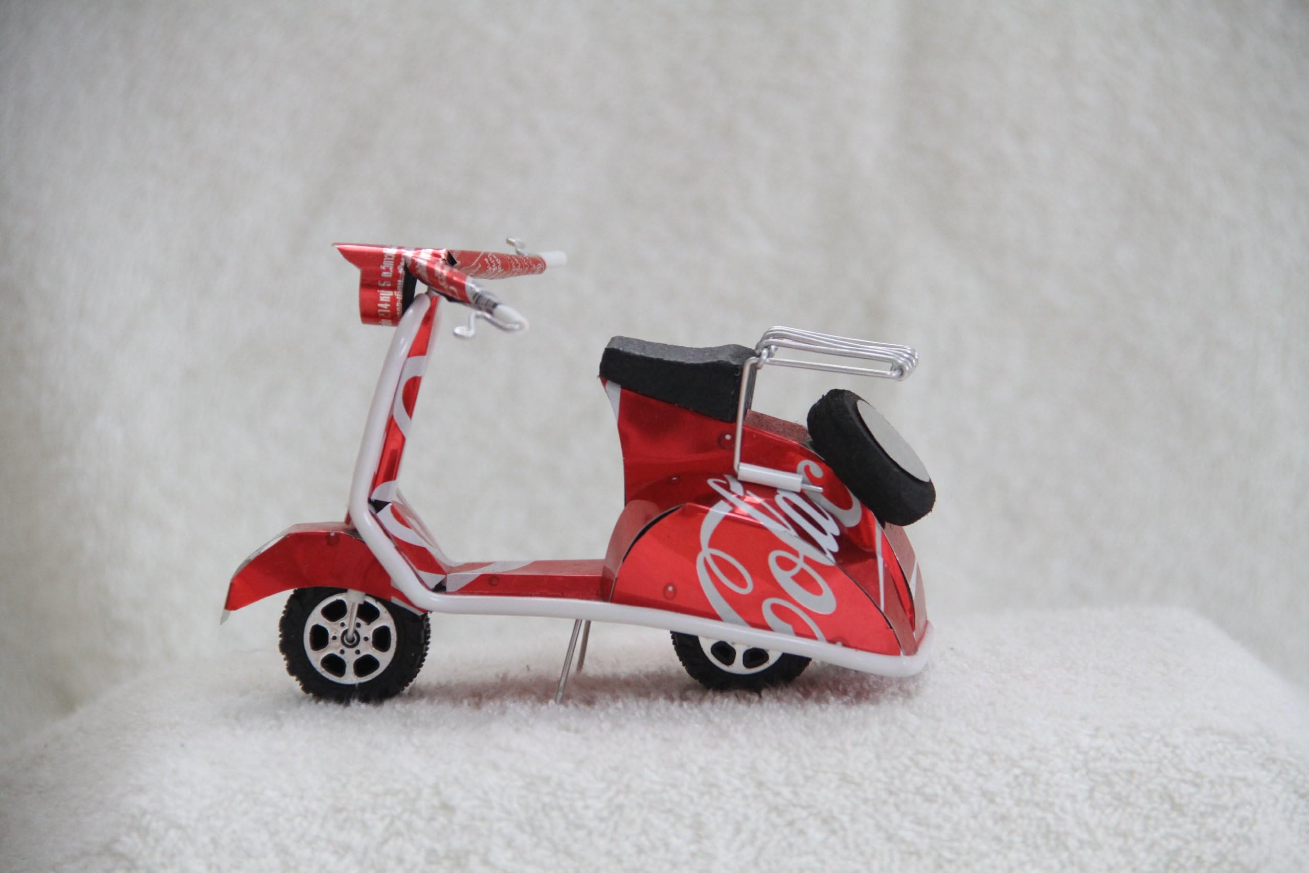 Vespa Model Vespa Motorcycle Coca Cola Collectibles - Coca Cola Toys Handcrafted Modern