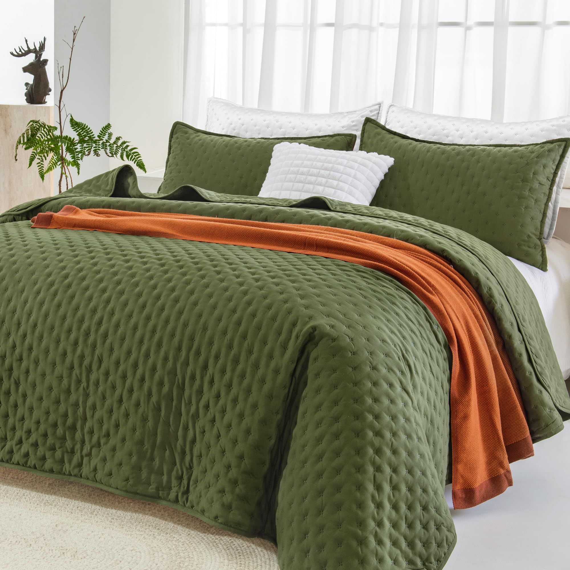 Photo 1 of Andency Olive Green California King Size Quilt Bedding Set (112x104 Inch), 3 Pieces Soft Lightweight Bedspread Coverlet, Boho Summer Quilt Cal King for All Season(1 Quilt, 2 Pillow Shams)