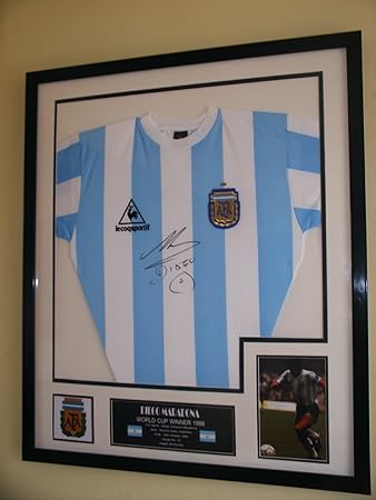 Trikot mit Autogramm von Diego Maradona, Argentinien, 1986 WM-Sieger