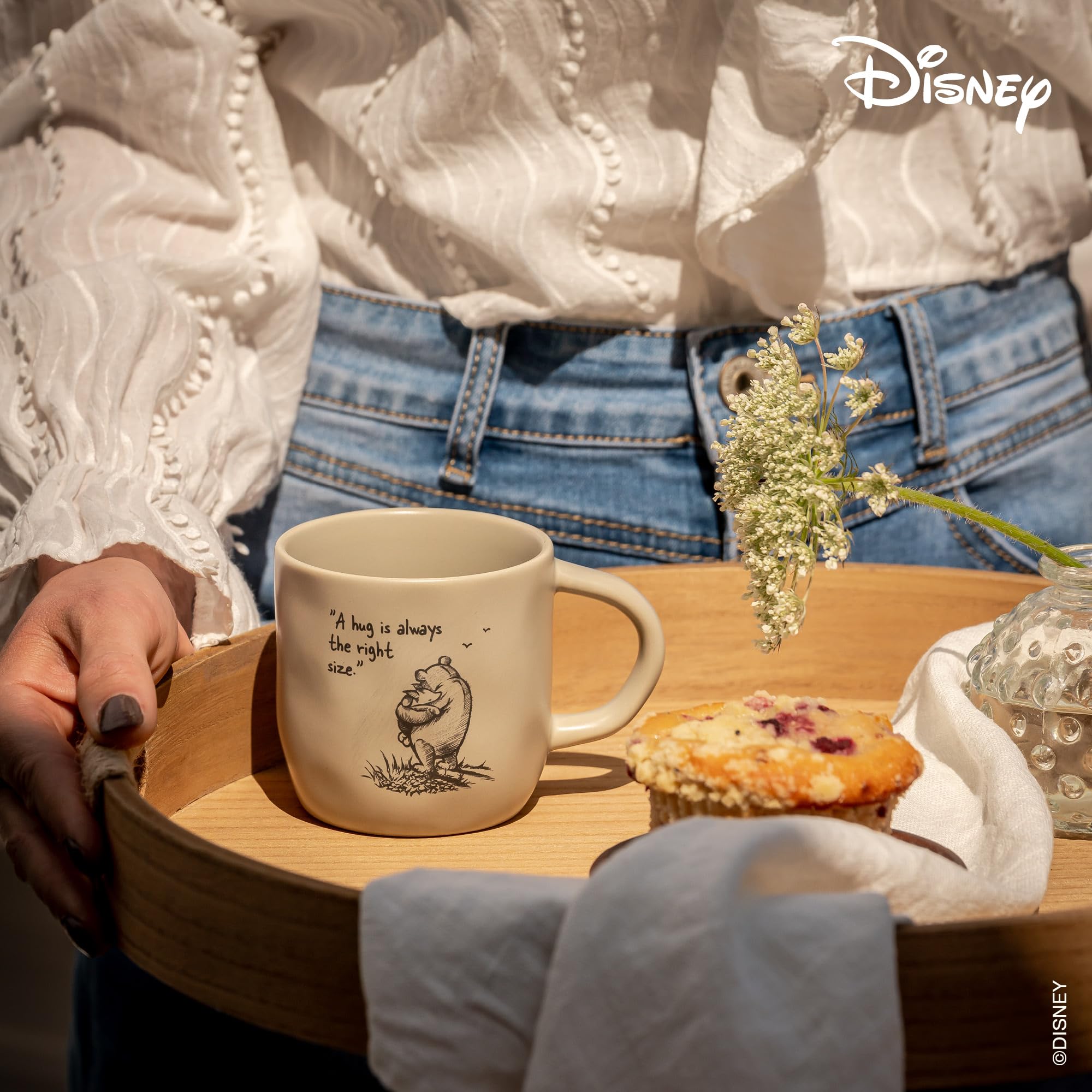 Fyrklövern Winnie Puuh Kaffeetasse Disney, 300 ml, Steinzeug, Spülmaschinenfest, Seidenmatte Glasur, inkl. Geschenkbox, Braun 4
