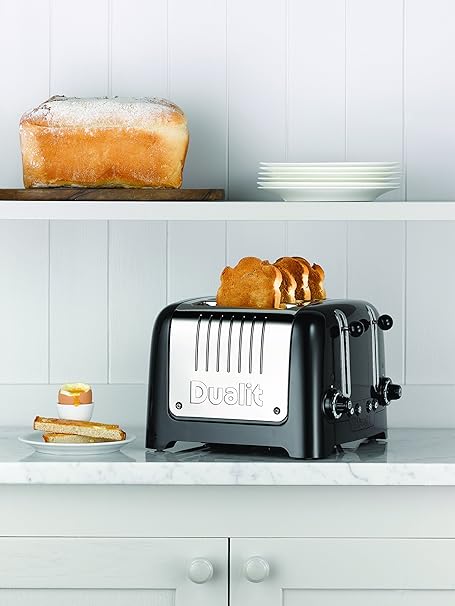 Dualit 46205 4 Slot Lite Toaster In Black Finish Amazon De Home Kitchen