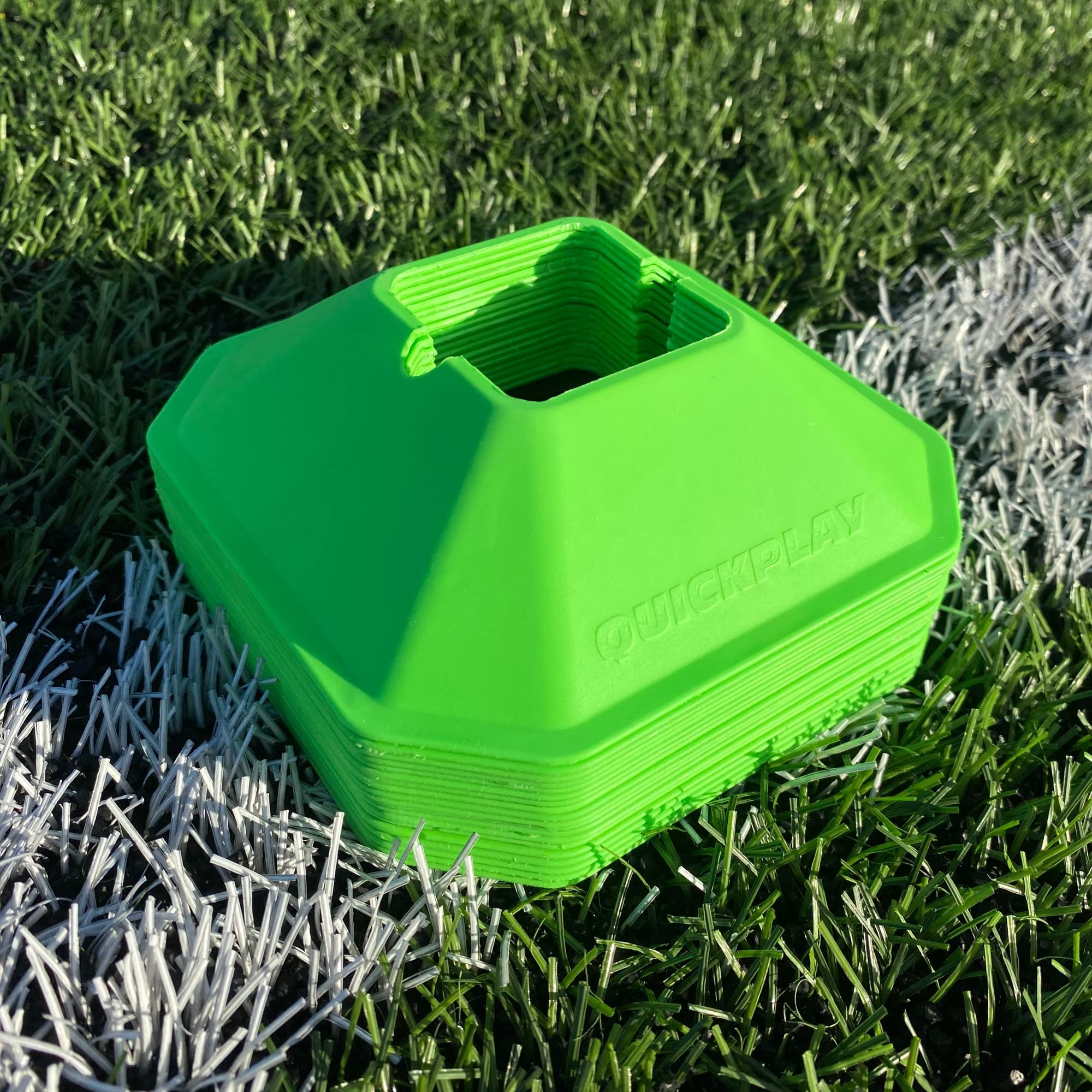 QUICKPLAY Sports Cones - Set of 20 | Highly Visible Compact Sports Cones (Mini Cones 130mm)