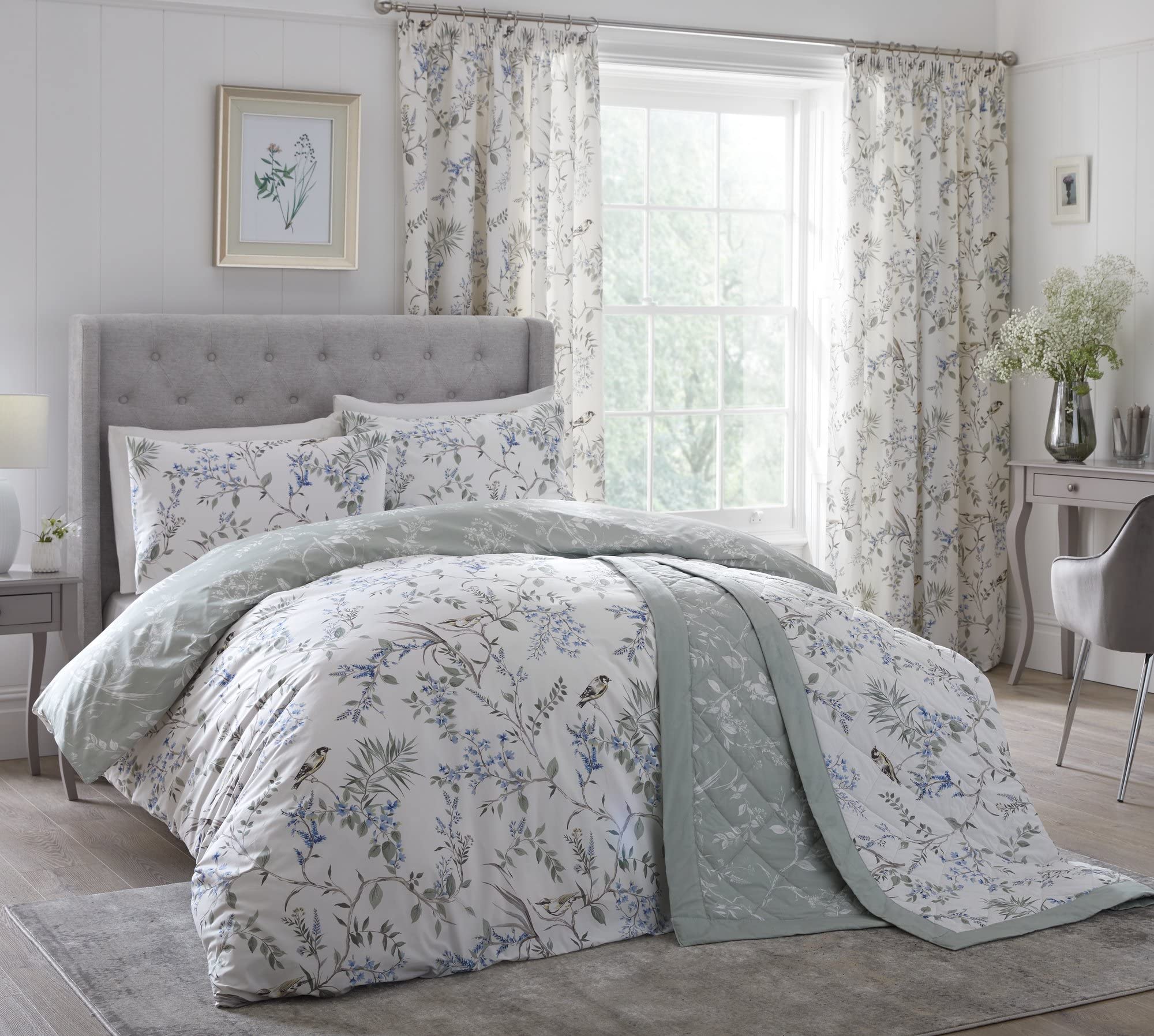 Dreams & Drapes Design - Nora Blossom - Duvet Cover Set - Single Bed Size in Green