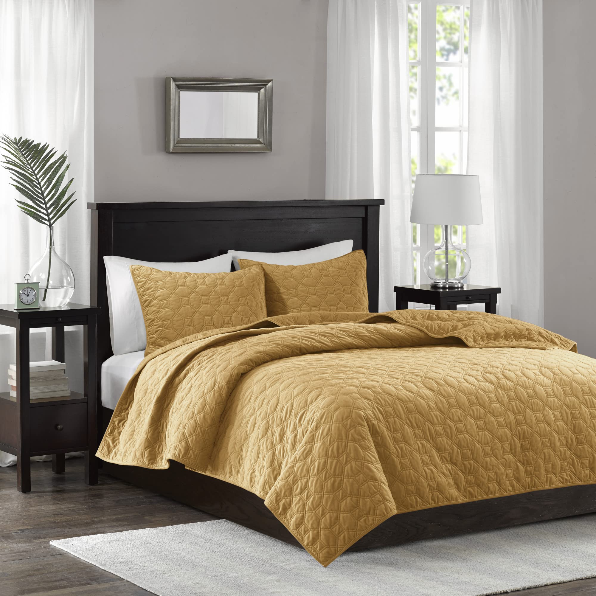 Madison Park Harper Quilt Set Velvet Casual Geometric Stitching Design All Season, Lightweight Coverlet, Cozy Bedding, Matching Shams, King/Cal King(104″x94″), Mustard 3 Piece