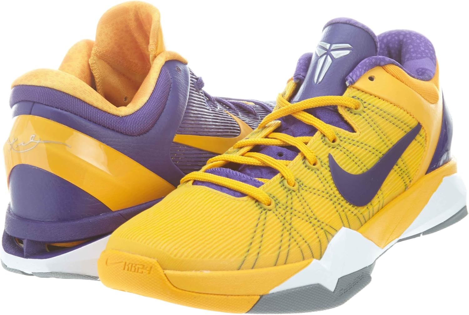 kobe 7 yin yang