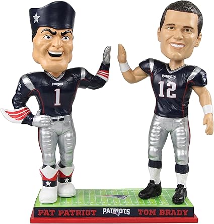 Amazon Com Tom Brady New England Patriots Tom Brady High Fiving Mascot Bobblehead Nfl Sports Outdoors