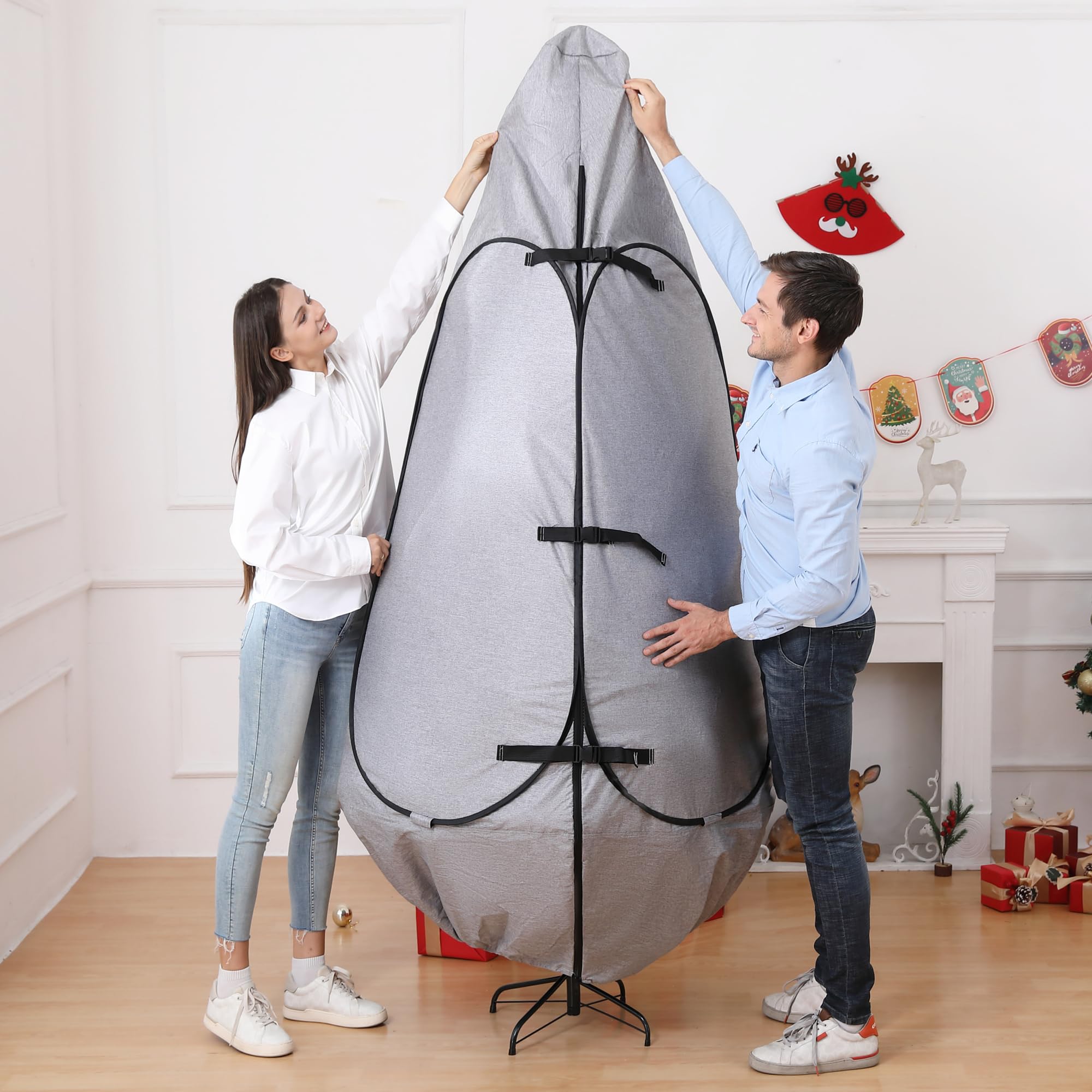 Photo 1 of ***FACTORY SEALED***
UNARK Christmas Tree Bag 9 Ft Large Christmas Tree Storage Bag 9 Foot Tree, Christmas Tree Cover For Upright Storage with Reinforced Handles
