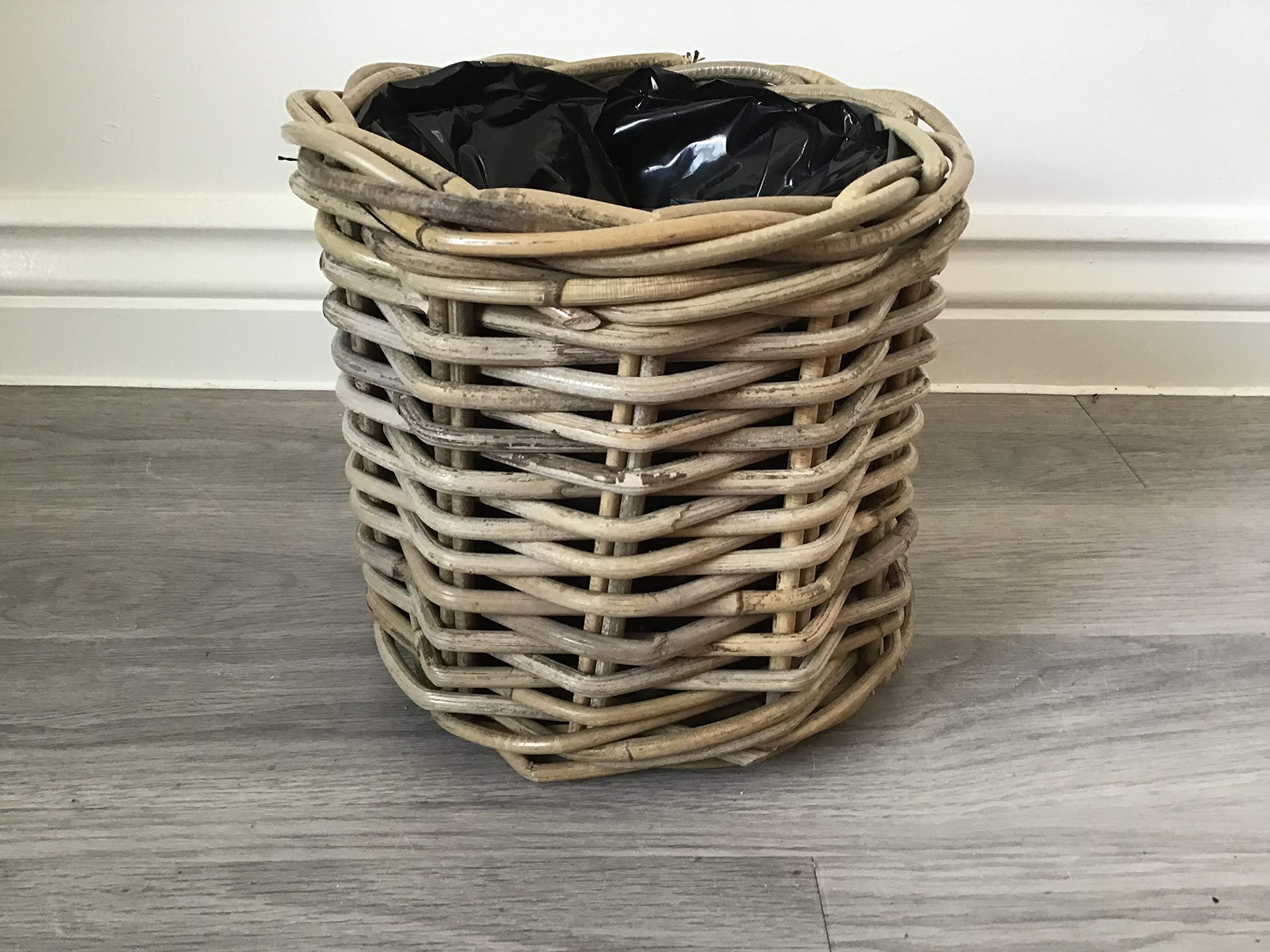 Round Baskets/Planters, Plastic Lined, Excellent Quality, Very Strong Kuba Rattan (Small)