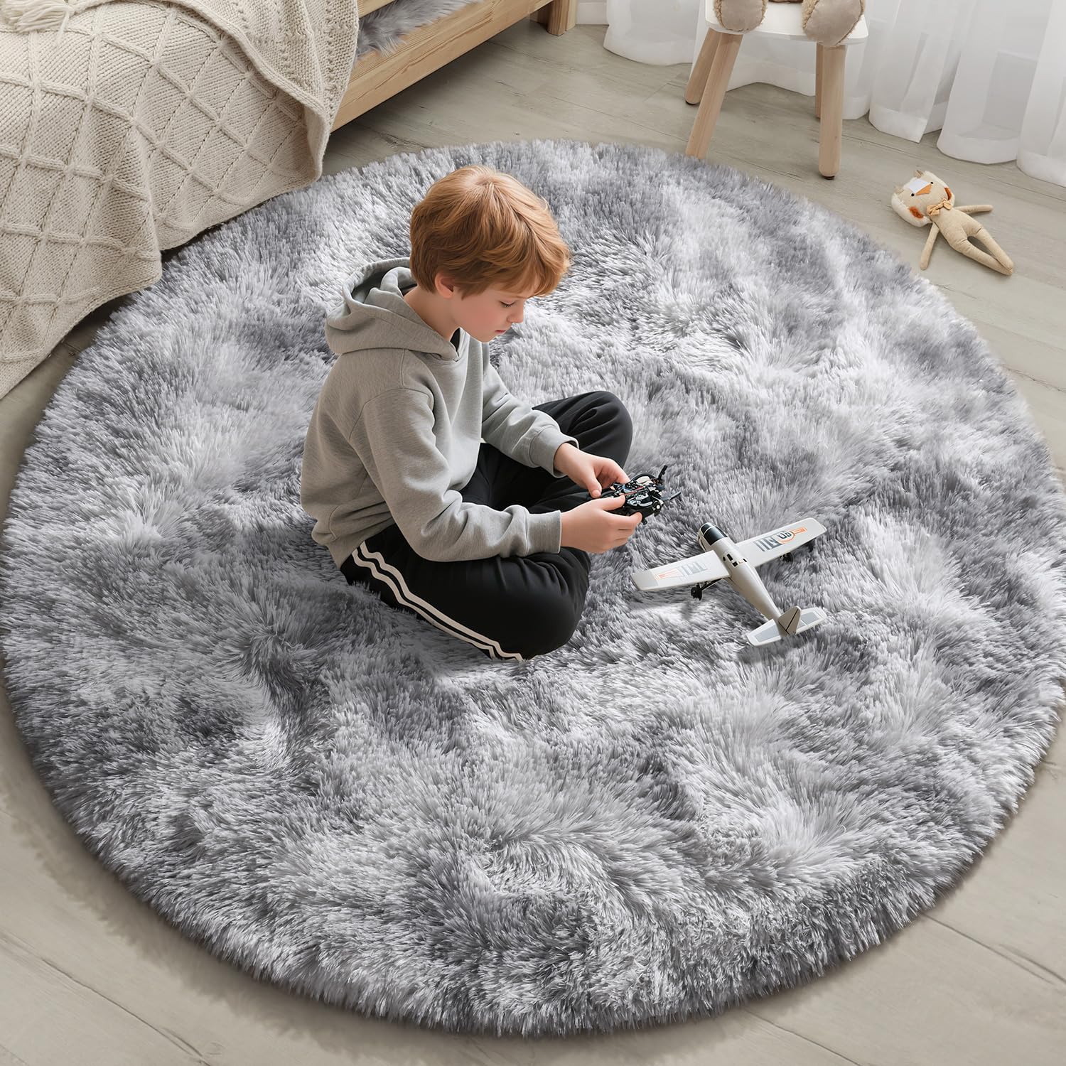 EVOIONOS ‌Tie-Dye Light Grey Round Rug for Bedroom, 5x5 Ft Fluffy Soft Circle Area Rugs for Living Room, Plush Shaggy Circular Carpet for Indoor Floor Bedside Kids Nursery, Home Decor Aesthetic Image