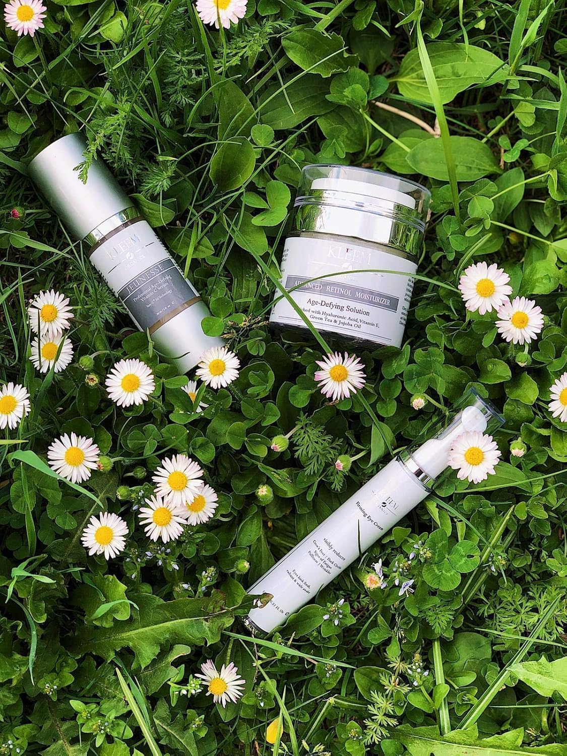 Anti Aging Skin Care Set: Retinol Cream, Vitamin C Serum & Firming Eye Cream for a glowing and radiant skin. The Best Beauty Gift Sets for Women: Beauty