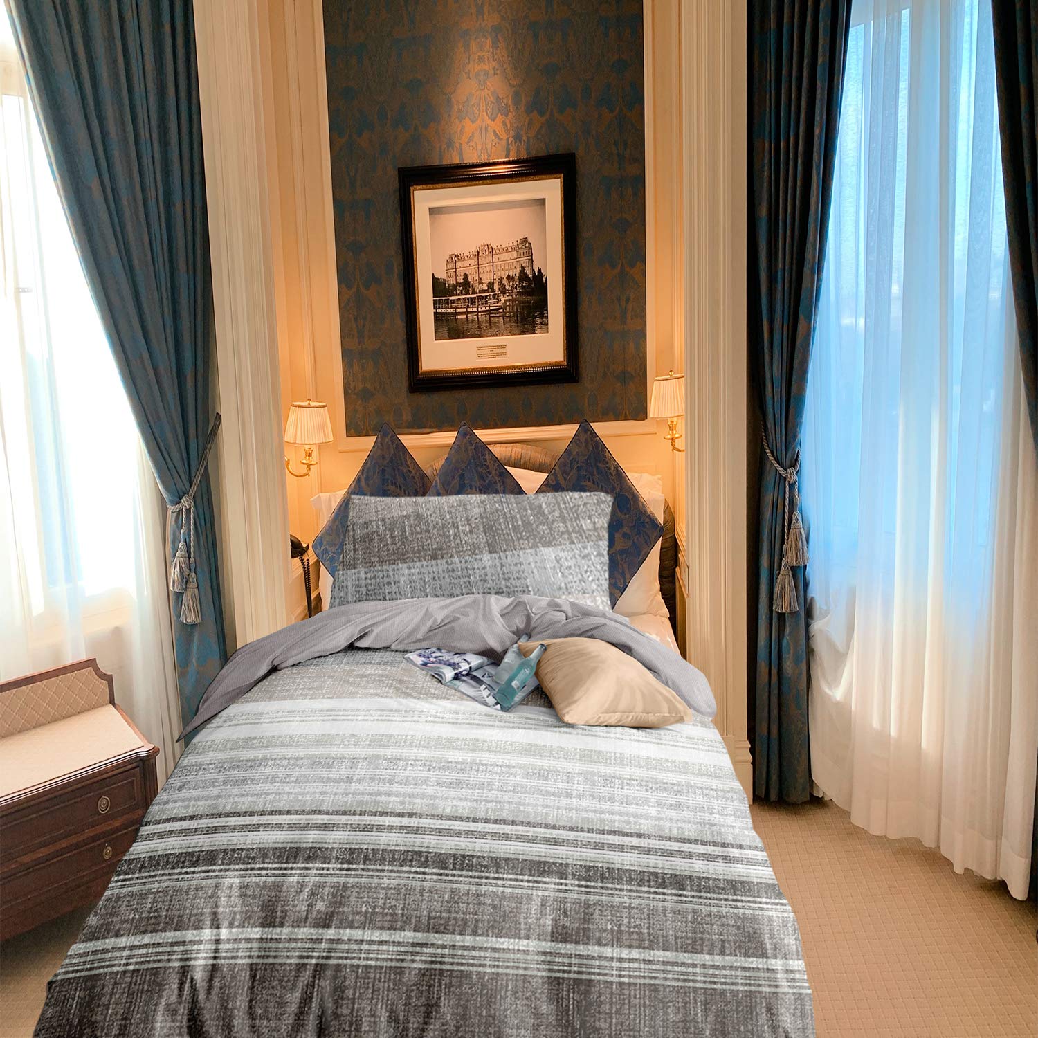 Trimming Shop Single Ultra Soft Bedding Microfiber Duvet Cover with Zipper Closure with 1 Matching Pillowcases - Hypoallergenic Machine Washable Duvet Cover Set (Grey with Strips)