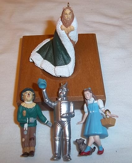 Amazon Com Hallmark 1997 Wizard Of Oz King Of The Forest Set Of