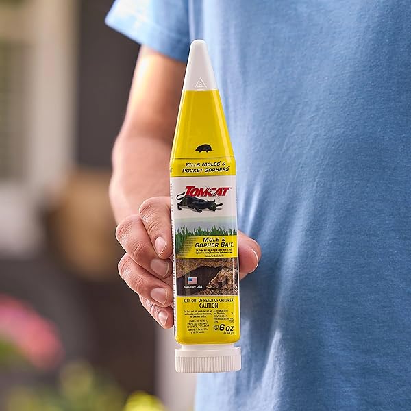 TOMCAT MOLE & GOPHER BAIT(A) – PELLETED BAIT, MOLE KILLER, 6 OZ.