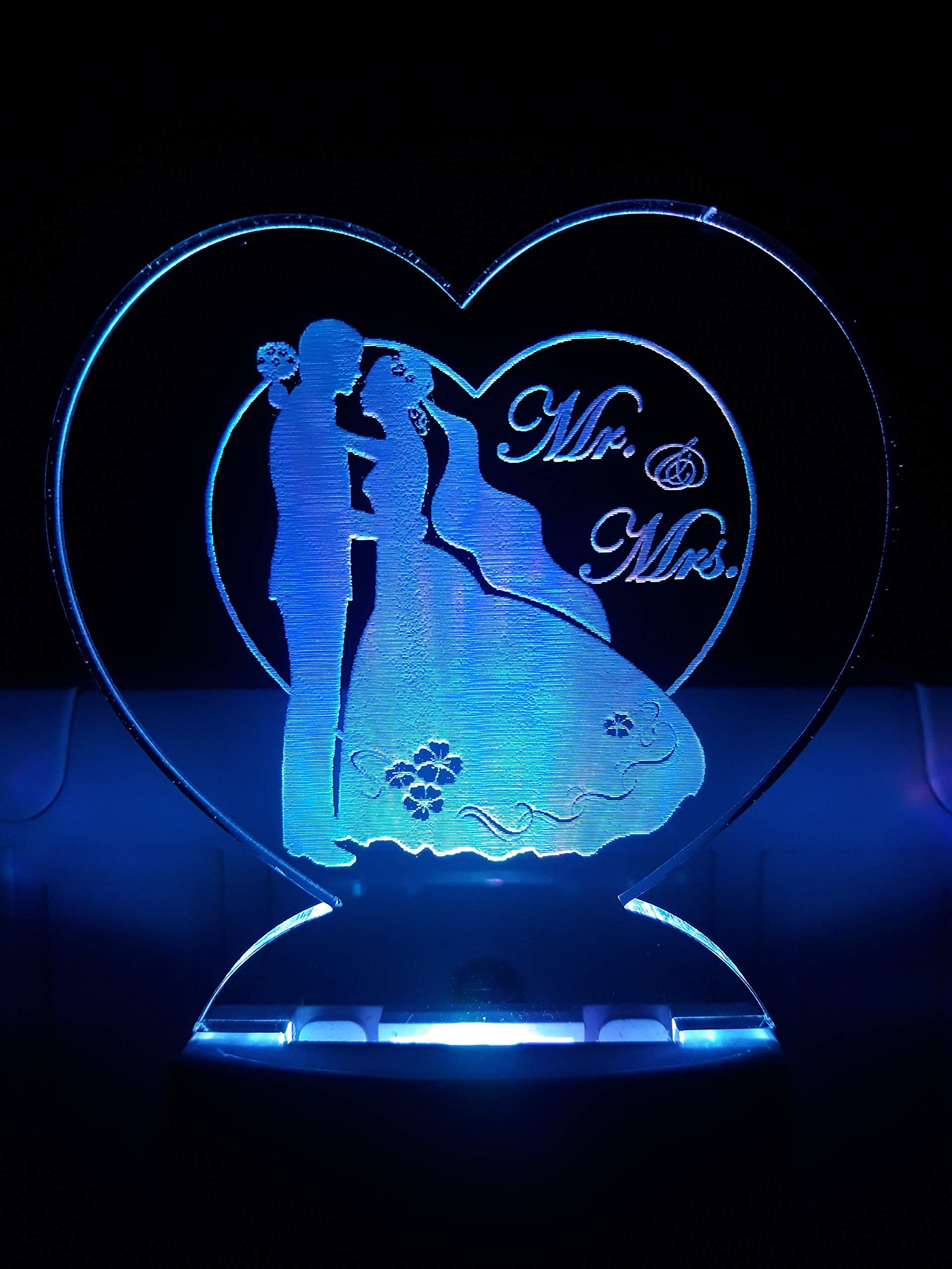 Amrut Art 3D LED Acrylic Night Love Couple Illusion Lamp with Plug, Multicolour