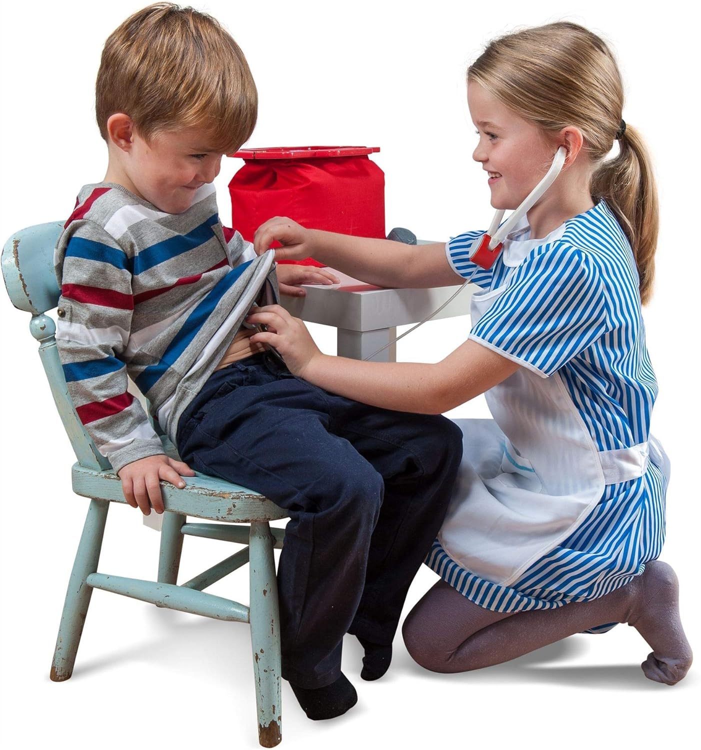 le toy van wooden toy doctor set