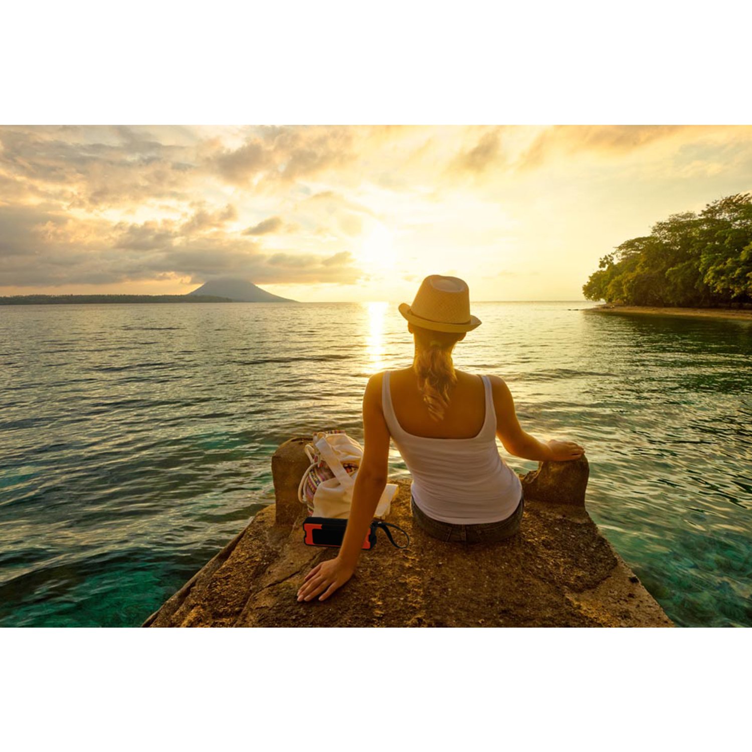 Bluetooth Waterproof Speakers, Fivanus Waterproof Portable Wireless Speakers Outdoor/Indoor Dustproof Shockproof Speakers Dual Enhanced Bass Driver(Low Harmonic Distortion and Superior Sound) (w/ Hands-Free Calling up to 30 Hrs Playtime)