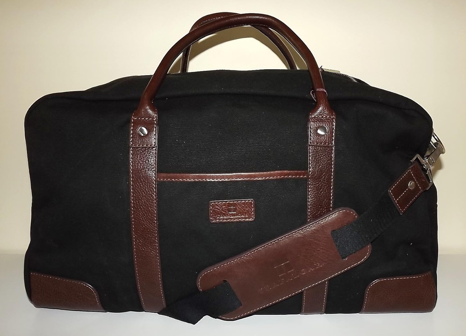 trafalgar tours carry on luggage