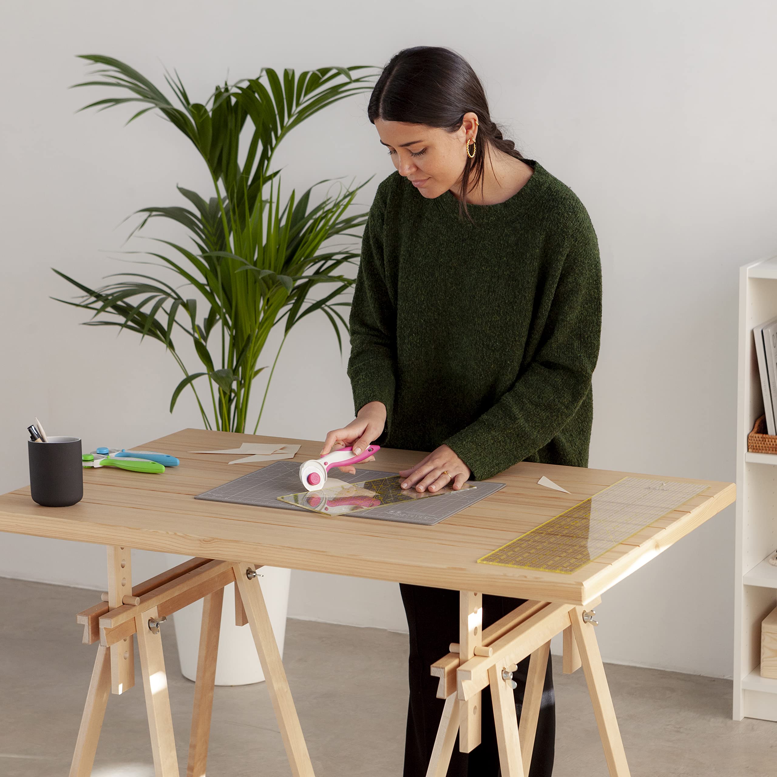 Elan Cutting Mat A3 Black & Taupe, Self Healing Cutting Mat 12x18 Inch, 5-Ply Craft Board Black, Hobby Board for Crafts 12x18 Inch