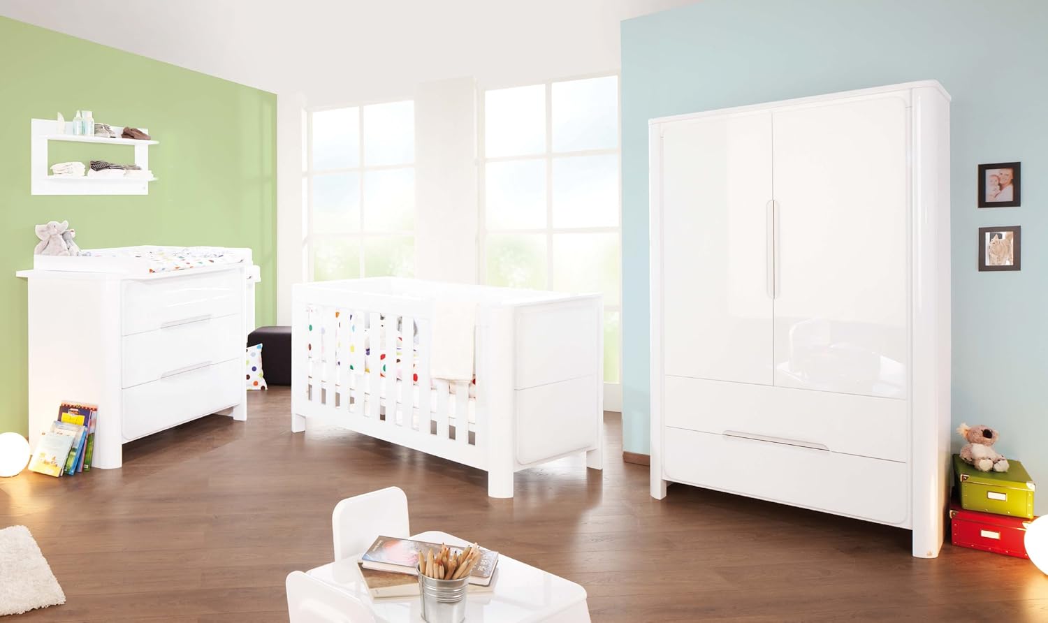 white high gloss cot bed