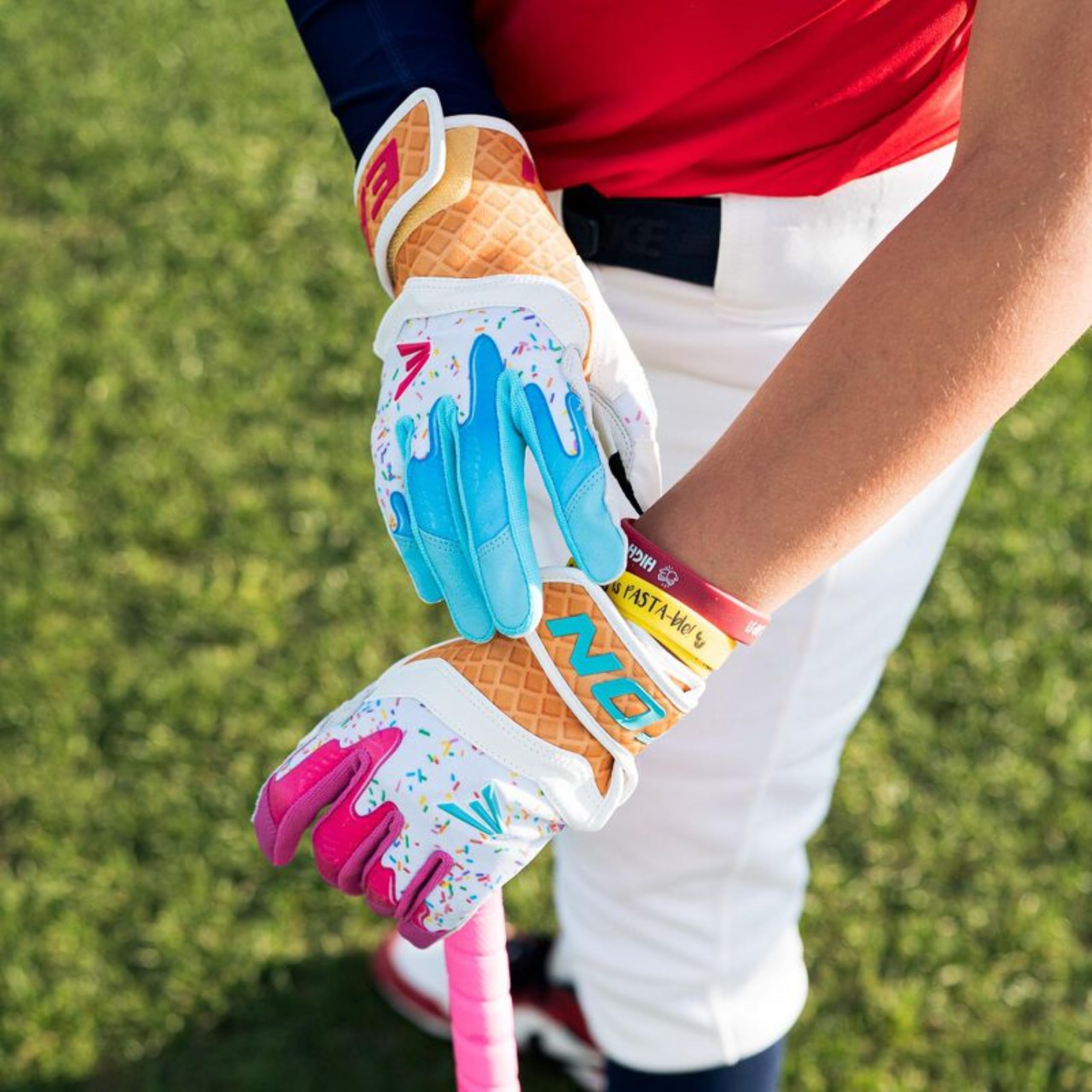 Easton | Walk-Off ETHOS Batting Gloves | Youth Sizes | Multiple Colors