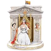 The Bradford Exchange Buckingham Palace Her Majesty Queen Elizabeth II Tabletop Sculpture Handcrafted and Hand-Painted with Lifelike Details &amp; Historic Backdrop 8.5-Inches