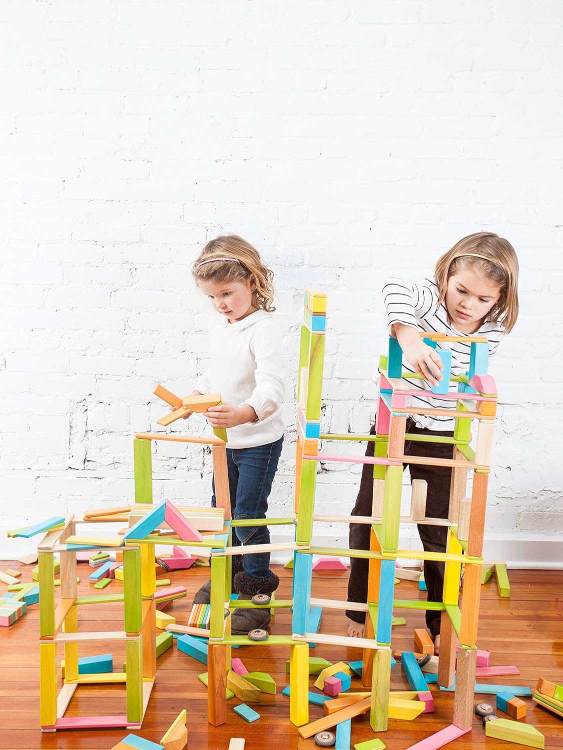 tegu classroom set