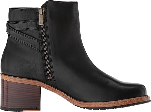 clarkdale jax ankle boot