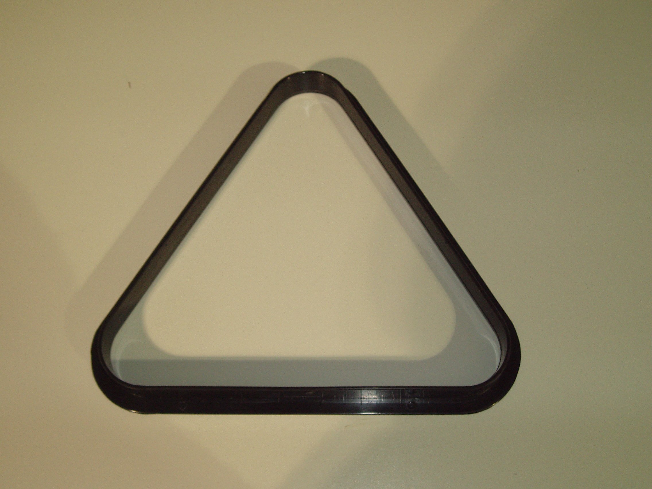 SNOOKER TRIANGLE TO FIT FULL SIZE 2 1/16" SIZE SNOOKER BALLS**
