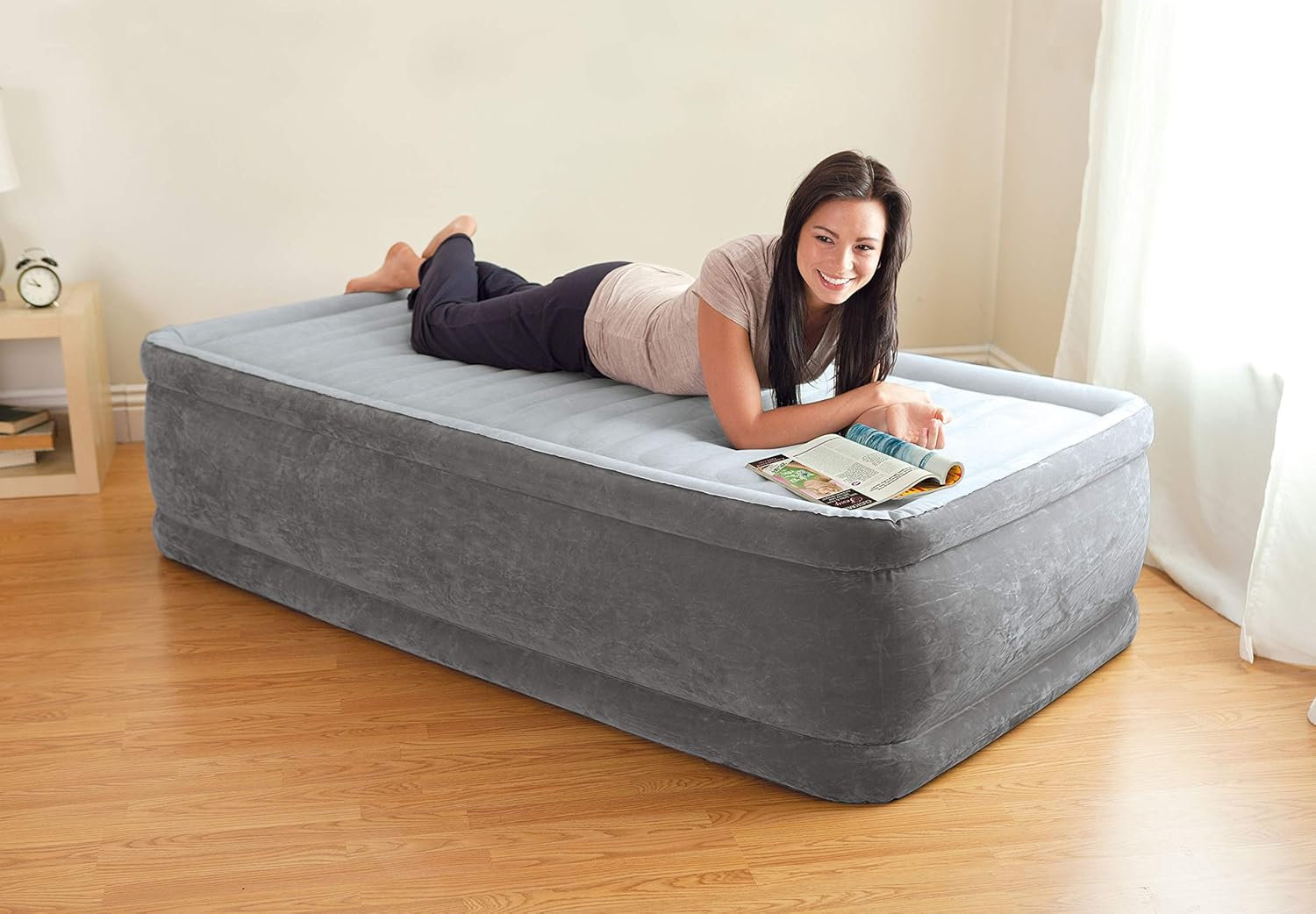 Intex Comfort Plush Elevated Dura-Beam Airbed with Internal Electric Pump, Bed Height 18", Twin : Sports & Outdoors