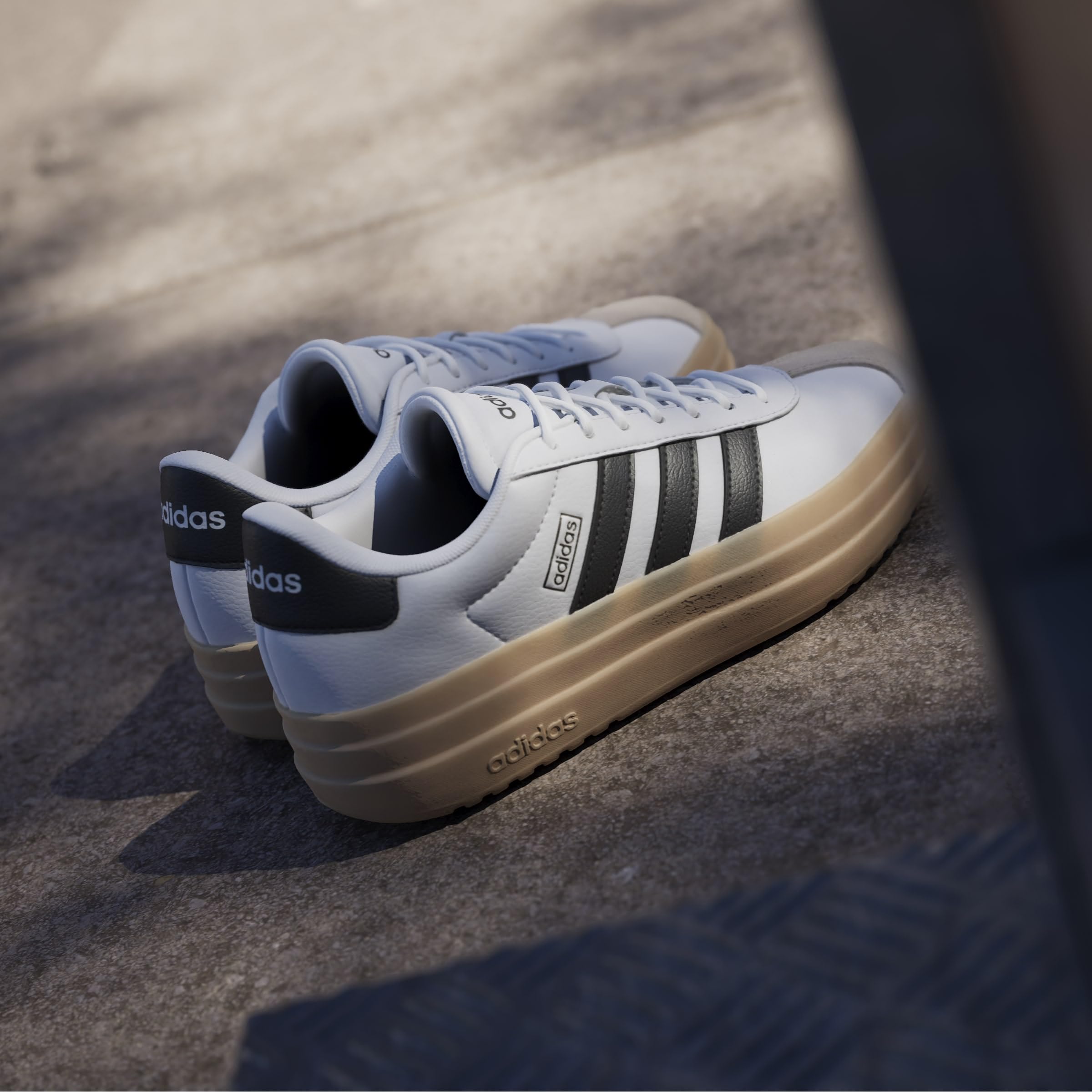 adidas Damen Vl Court Bold Shoes, FTWR White/Core Black/Wonder Beige, 36 2/3 EU 2