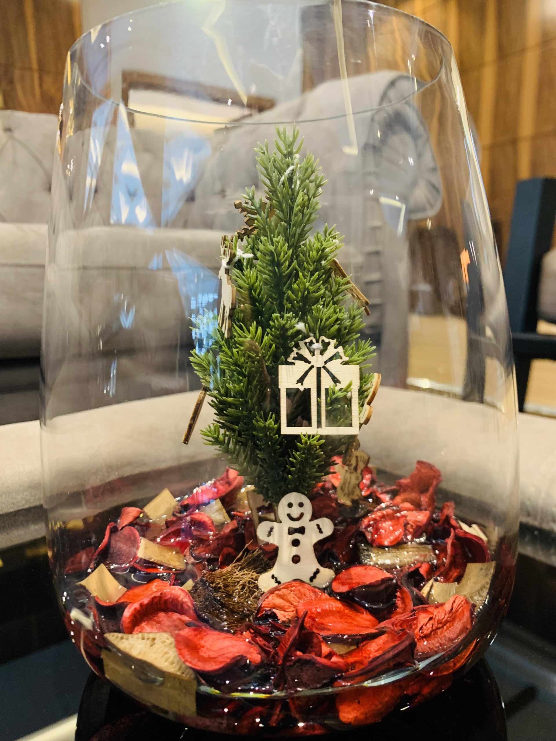 SMArt Decor Ltd - Artificial Christmas Tree with 14x18cm bowl Vase, in Epoxy Resin Water.