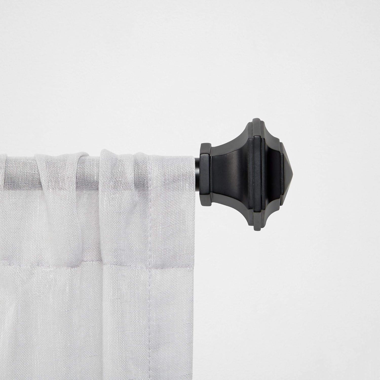 Chaps Urn ¾” Diameter Window Curtain Rod and Finial Set, 35"-66", Black: Home & Kitchen