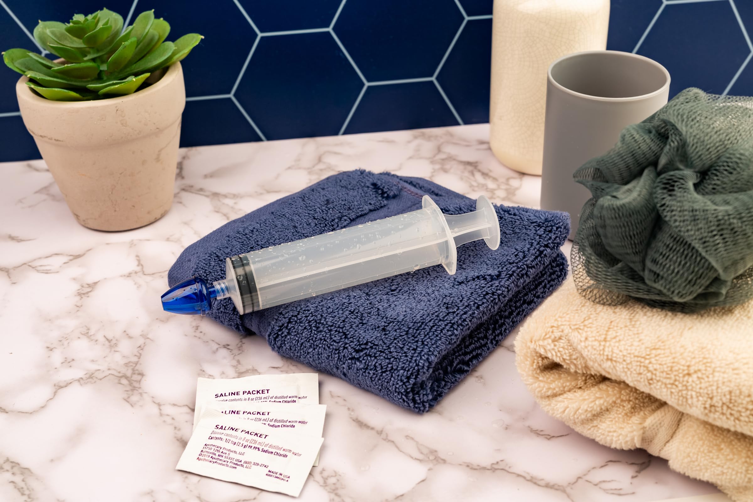 EZY DOSE Sinus and Allergy Relief Syringe, Nose Rinse Kit for Home or Travel, Nasal Irrigation for Sinus Pressure and Congestion Relief, Easy to Use, Includes 50 Saline Packets, BPA Free