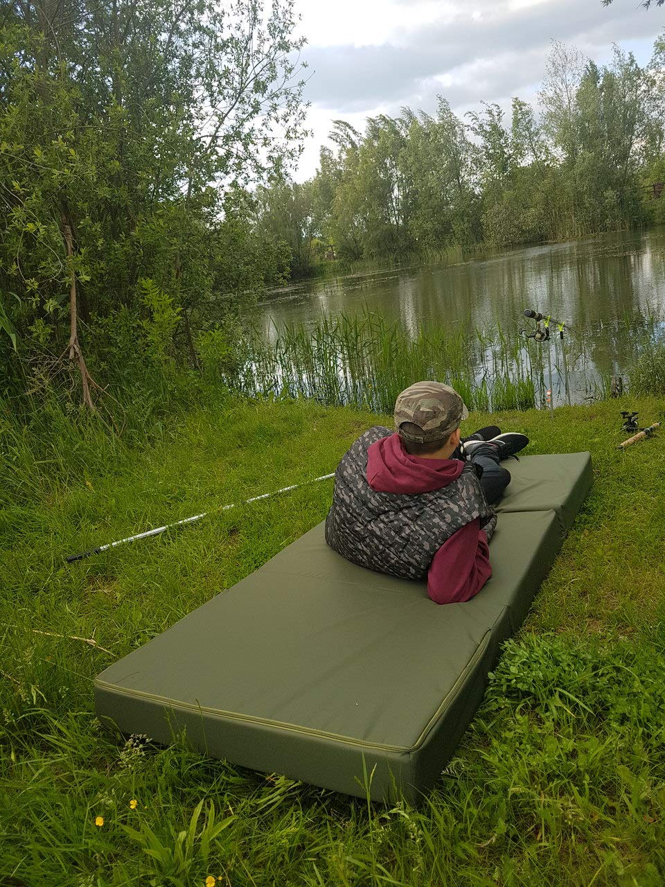 tfg flatout bedchair