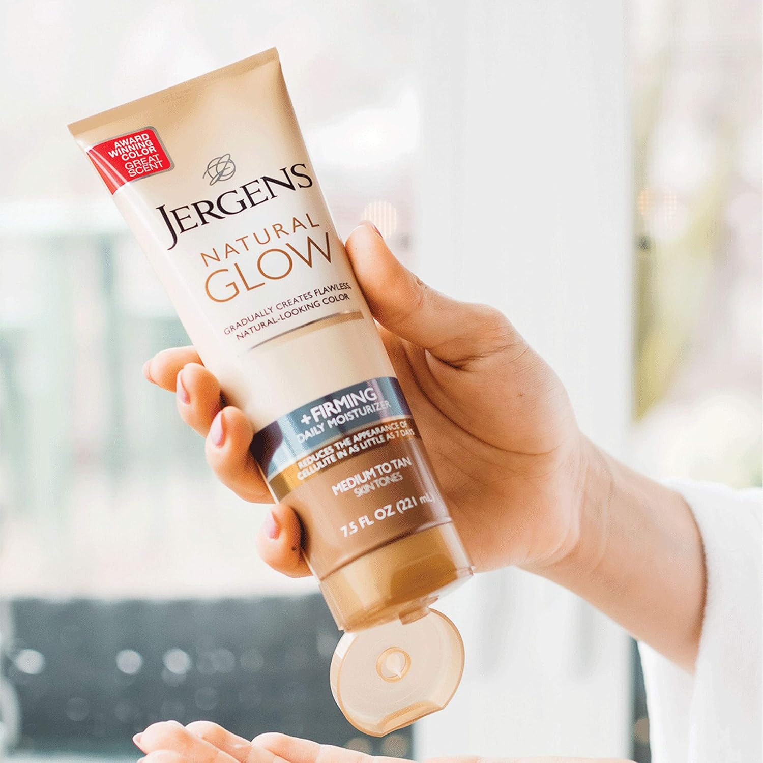 Jergens Natural Glow +FIRMING Body Lotion, Self Tanner, Medium to Tan Skin Tone, 7.5 Ounce Sunless Tanning Daily Moisturizer, featuring Collagen and Elastin, Helps to Visibly Reduce Cellulite : Beauty